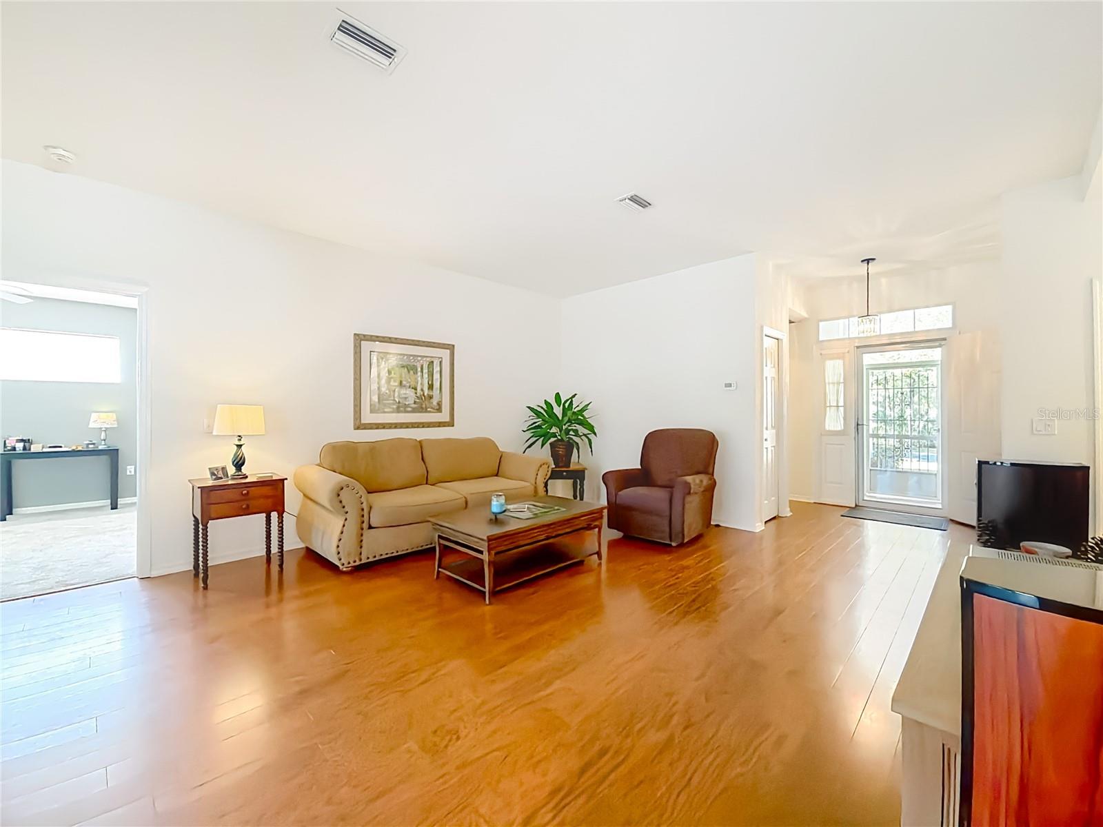 Image 24 of 63 For 10137 192nd Circle