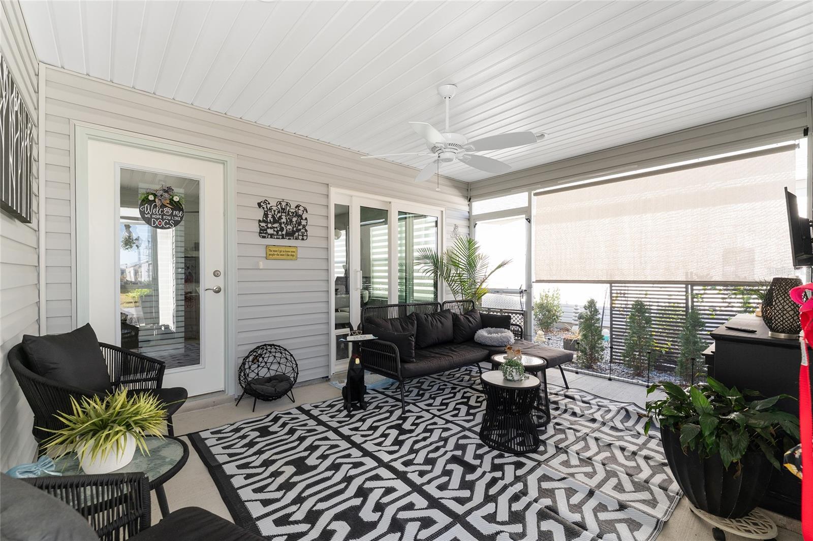 Image 3 of 28 For 7646 Cheryl Court