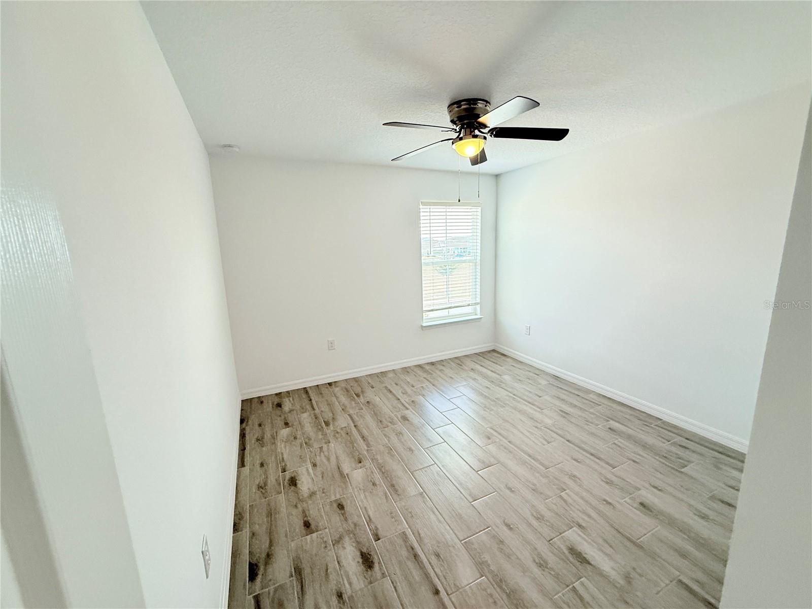 Image 35 of 49 For 6120 73rd Terrace