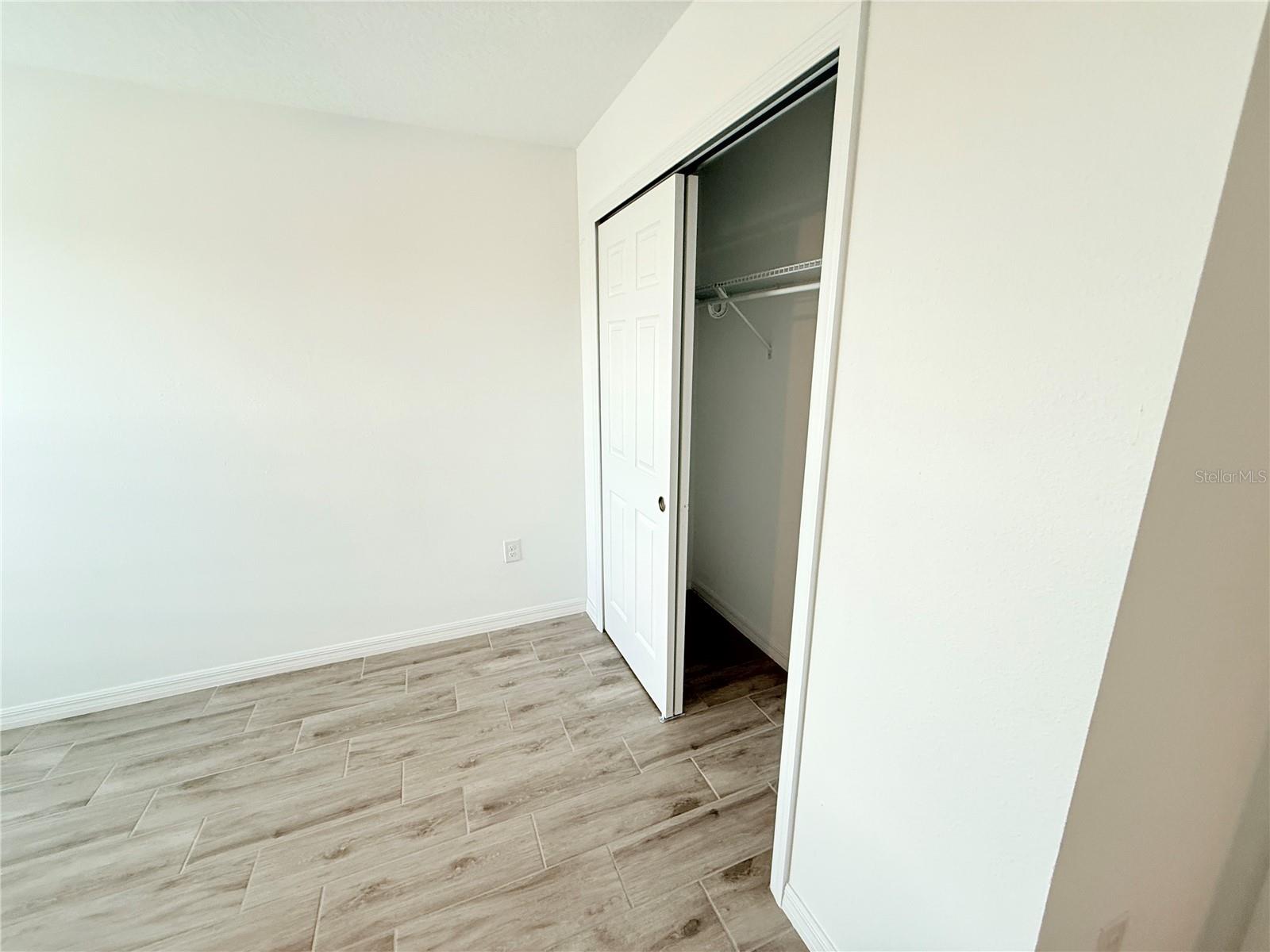 Image 36 of 49 For 6120 73rd Terrace