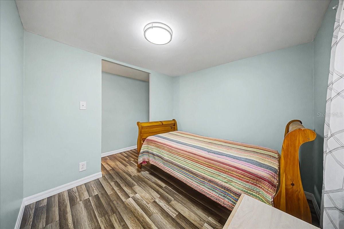 Image 13 of 43 For 16789 8th Place