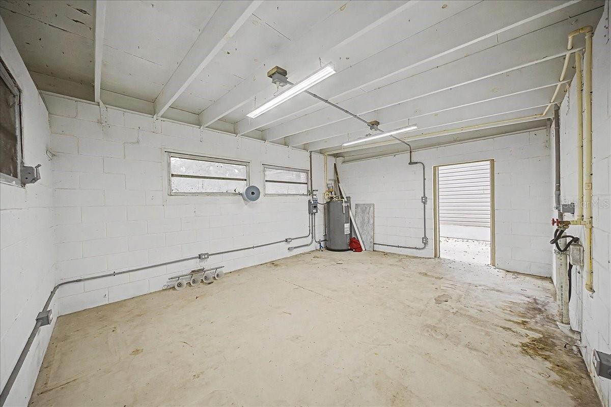 Image 19 of 43 For 16789 8th Place