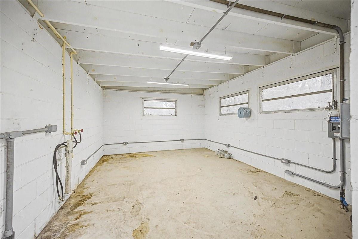 Image 20 of 43 For 16789 8th Place