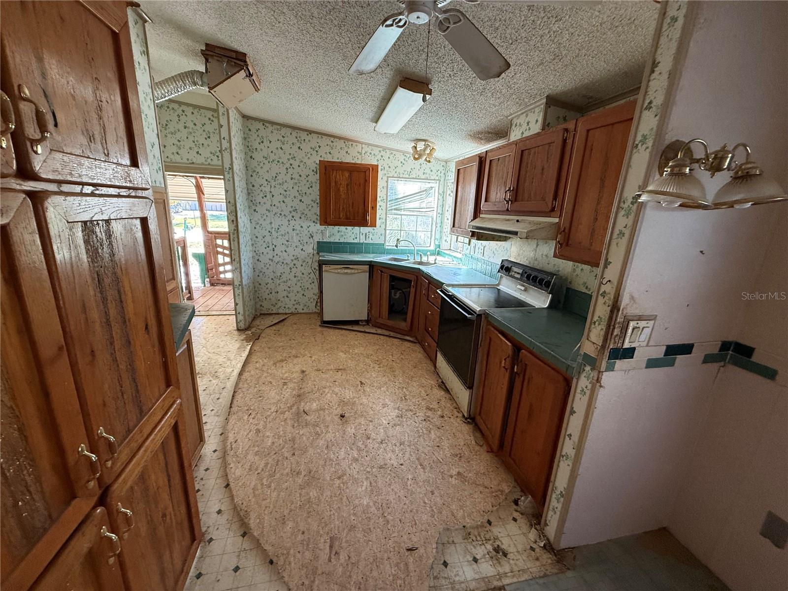 Image 8 of 24 For 3381 145th Place