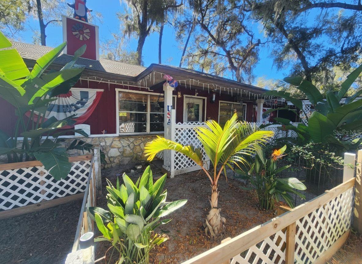 Image 2 of 23 For 604 28th Street