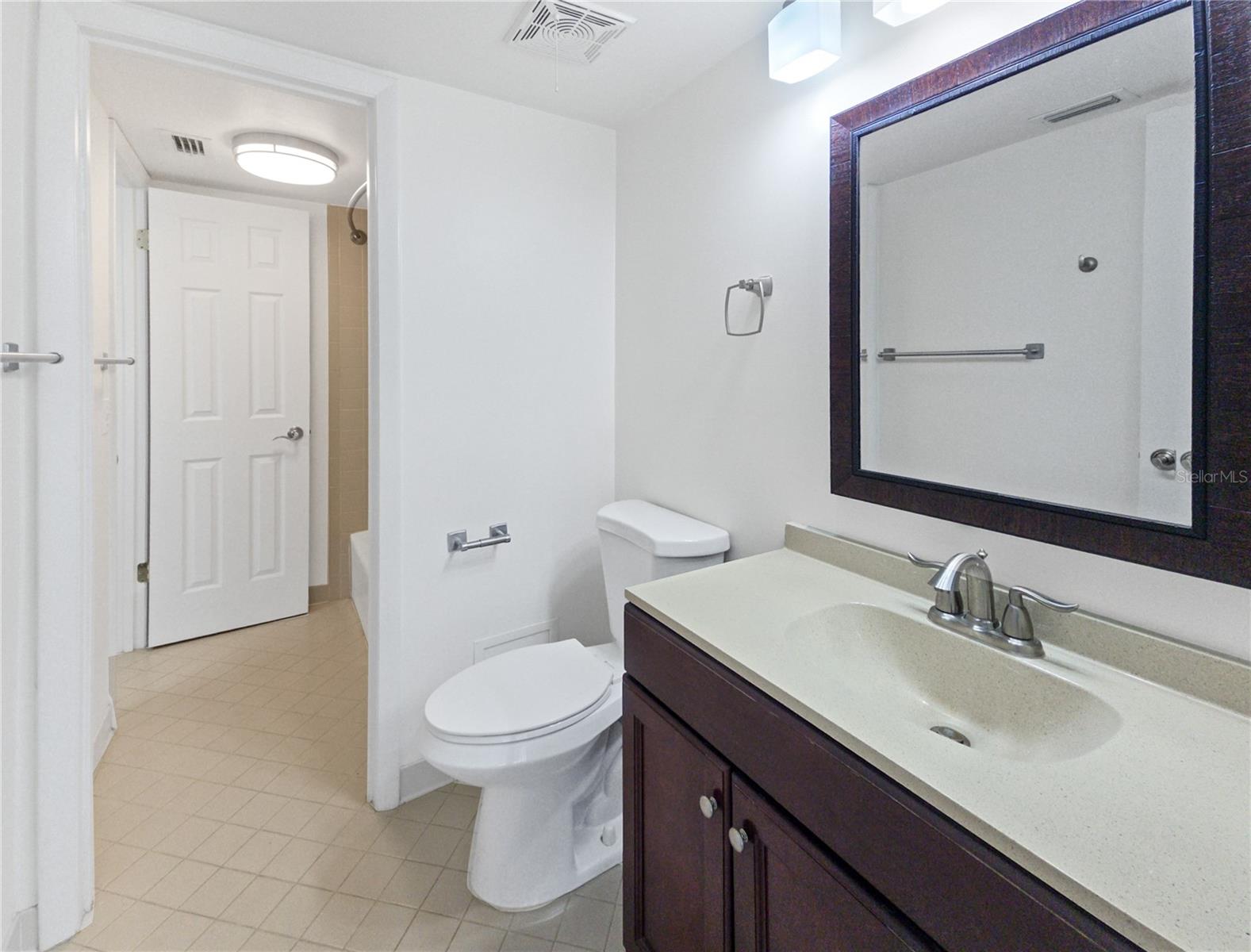 Image 15 of 39 For 680 Midway Drive A