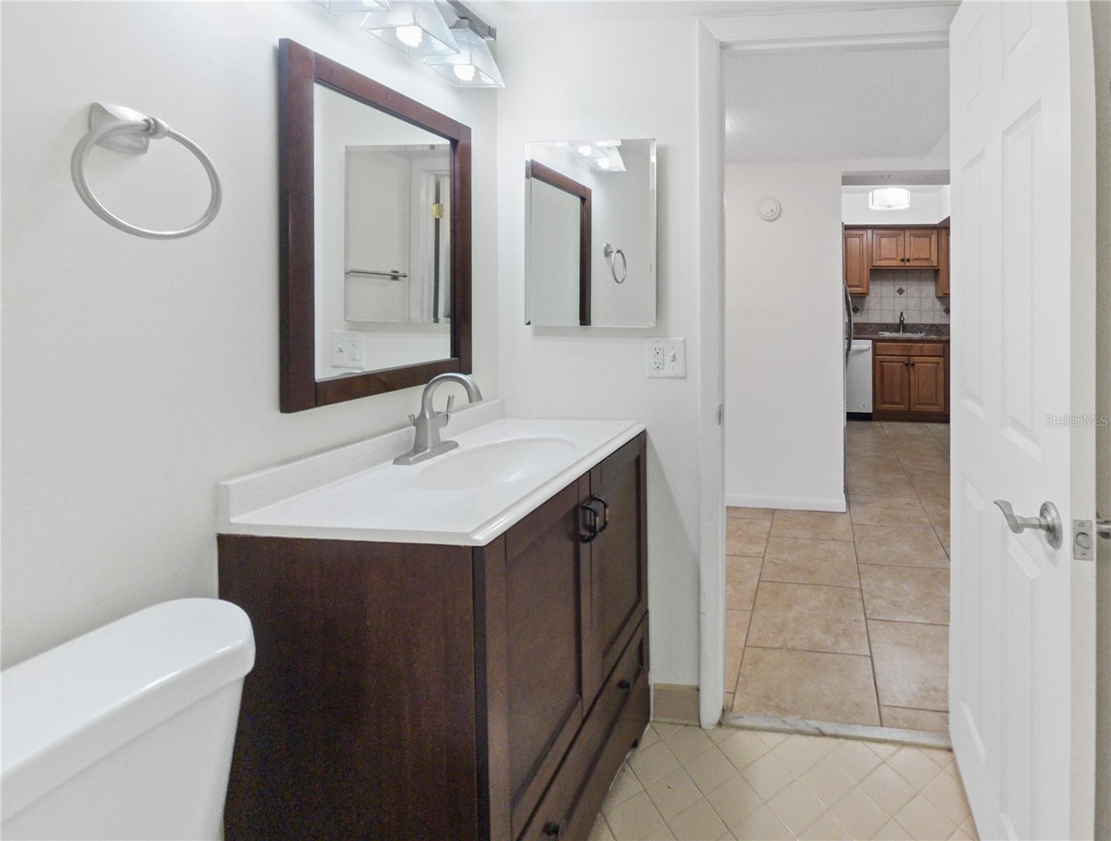 Image 20 of 39 For 680 Midway Drive A