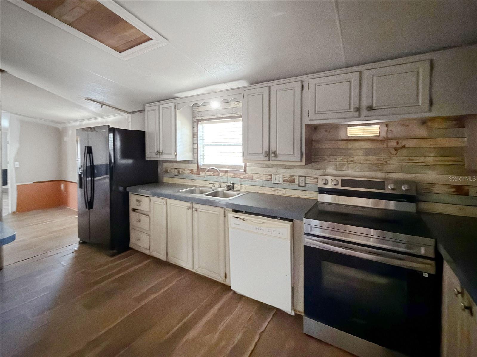 Image 4 of 15 For 3048 145th Street