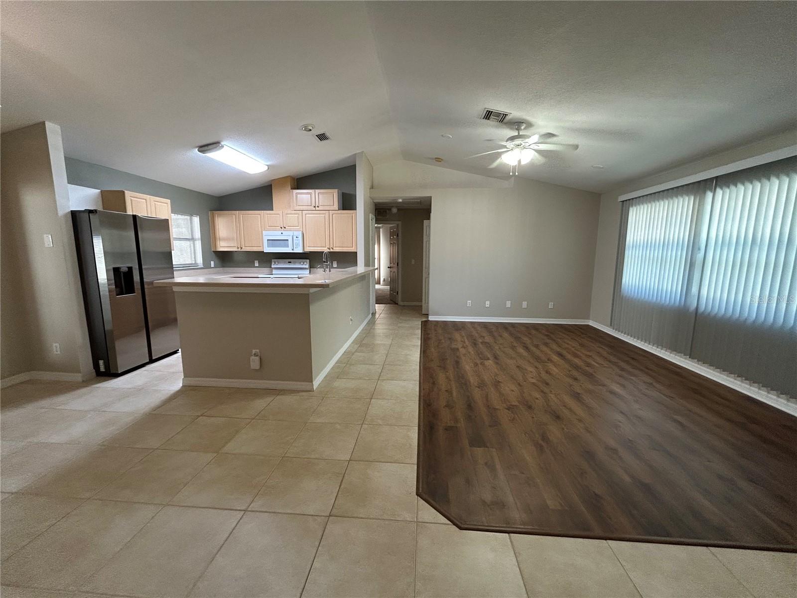 Image 11 of 39 For 3764 Sanders Street