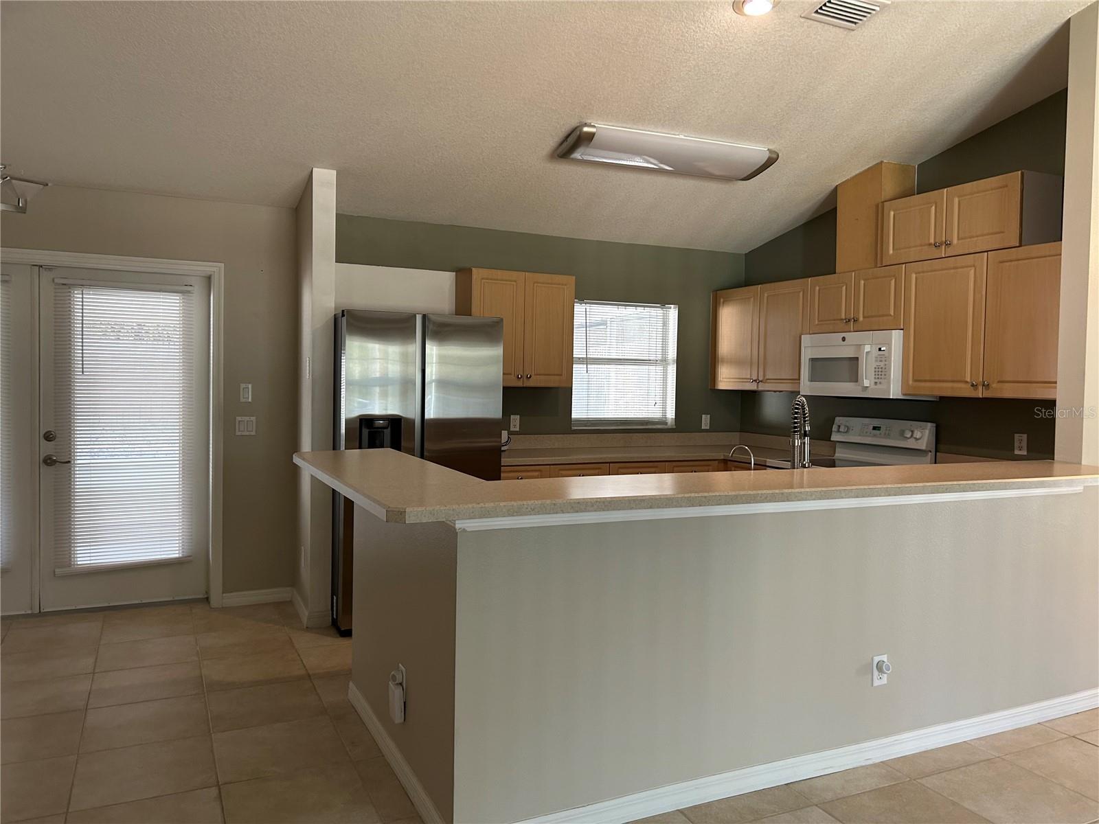 Image 16 of 39 For 3764 Sanders Street