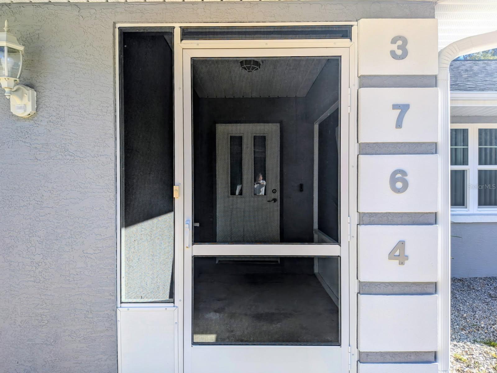 Image 4 of 39 For 3764 Sanders Street