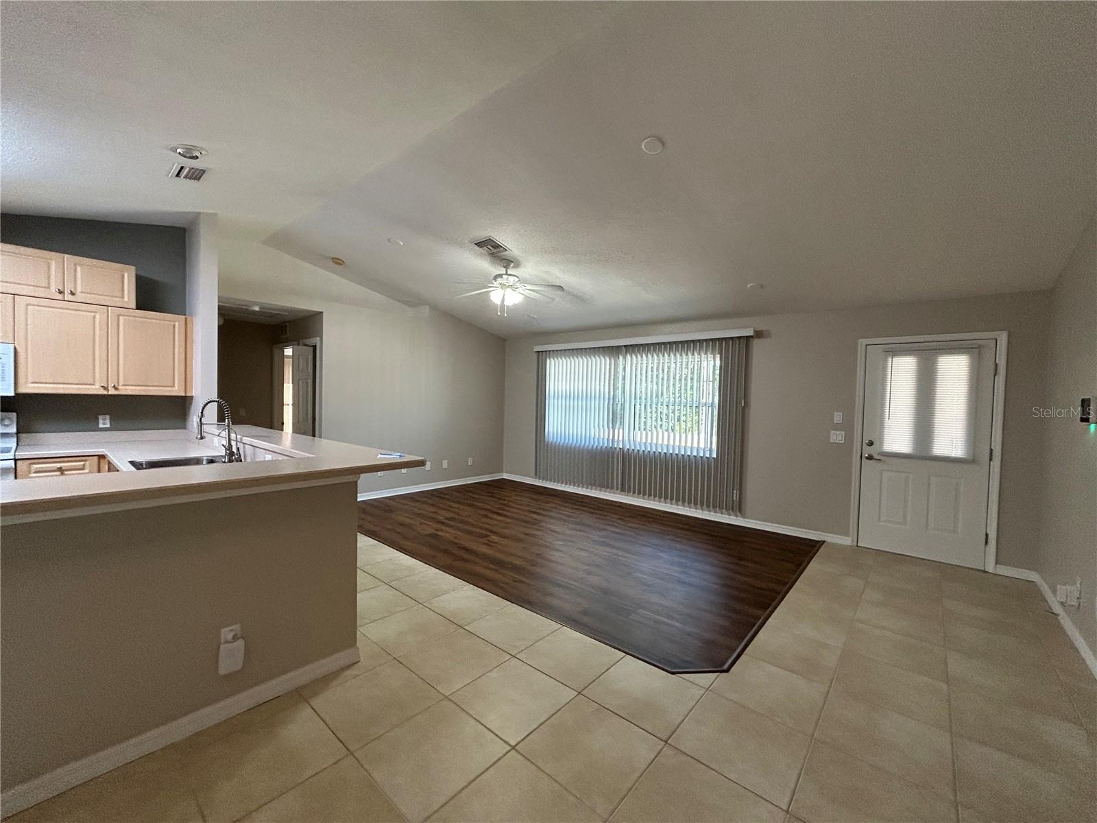 Image 9 of 39 For 3764 Sanders Street