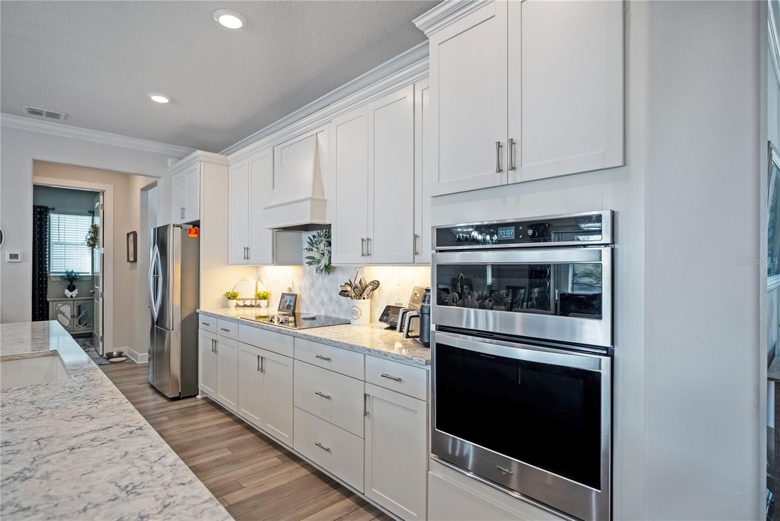 Image 26 of 88 For 9284 56th Loop