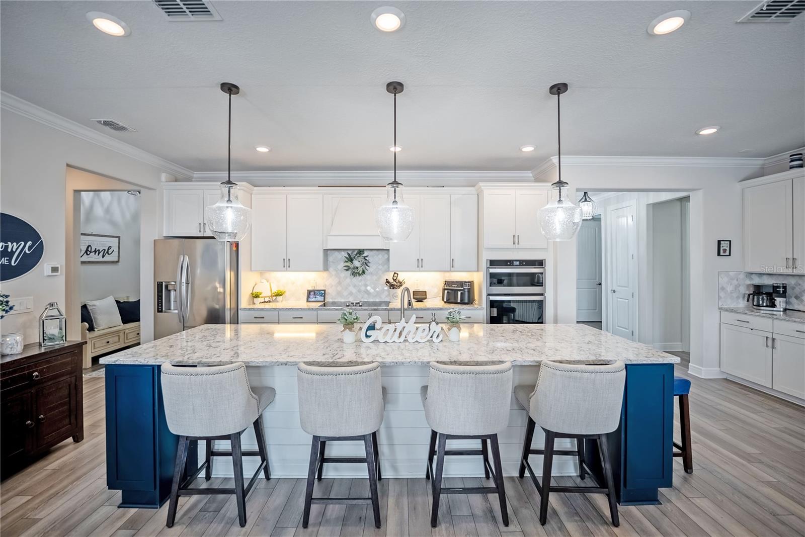 Image 27 of 88 For 9284 56th Loop