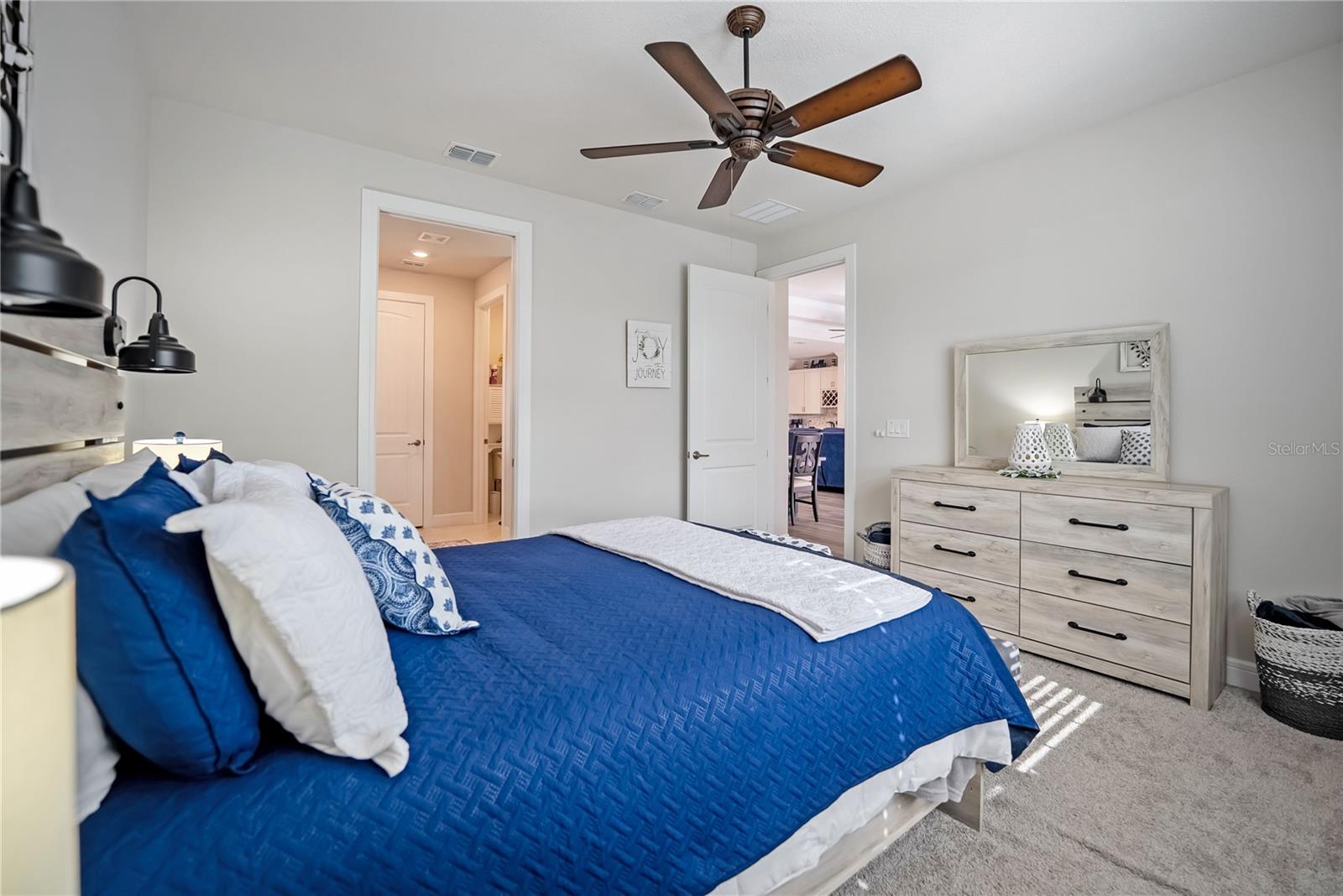 Image 46 of 88 For 9284 56th Loop