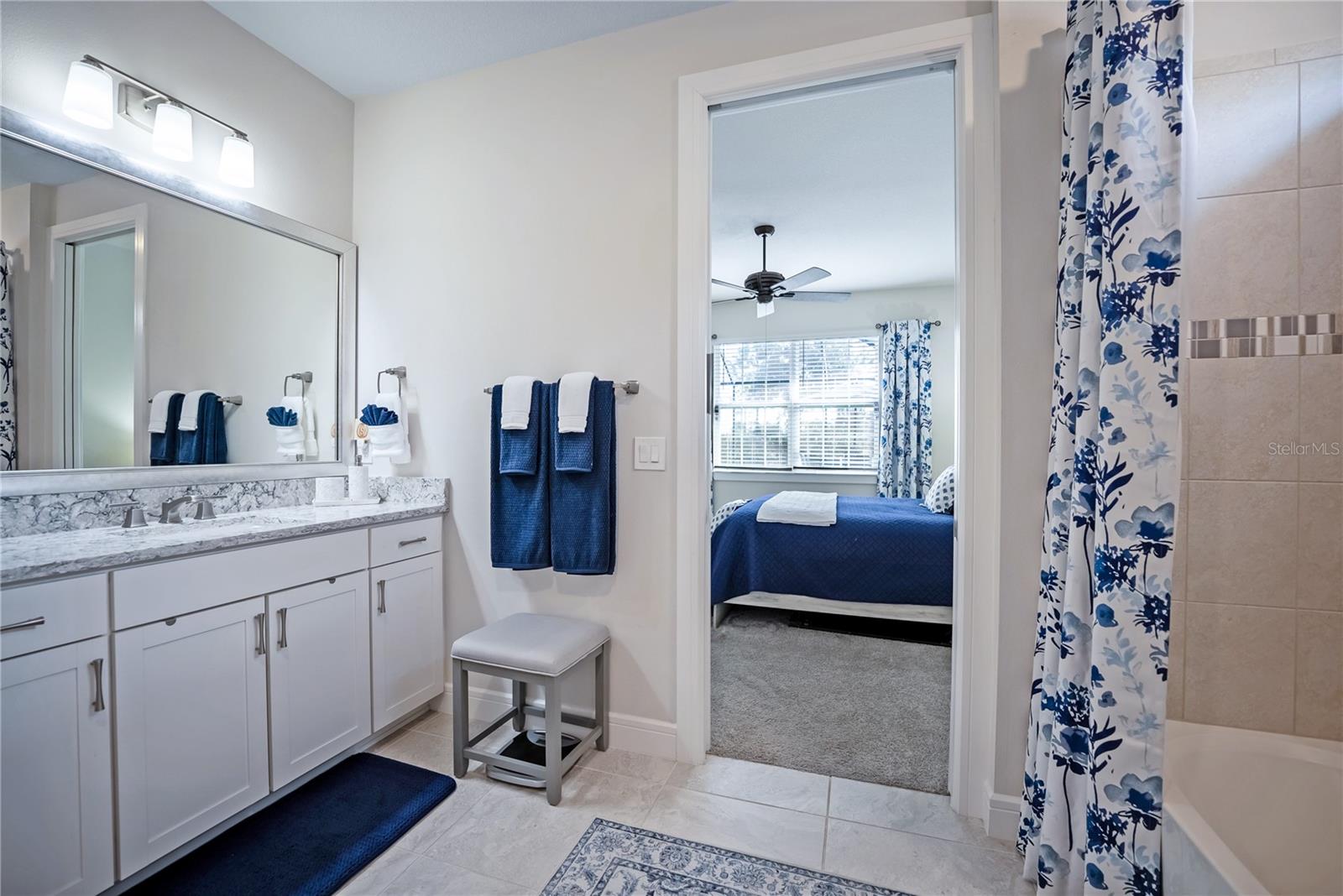 Image 51 of 88 For 9284 56th Loop