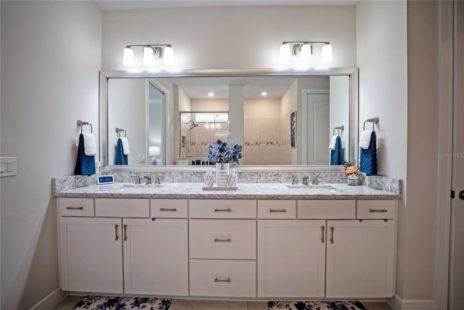 Image 58 of 88 For 9284 56th Loop