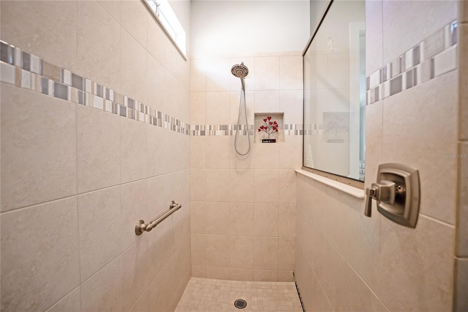 Image 59 of 88 For 9284 56th Loop