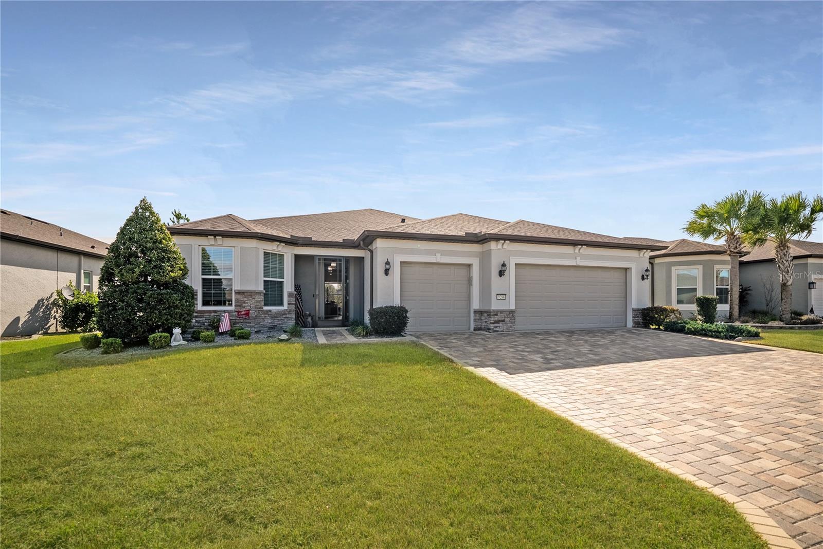 Image 80 of 88 For 9284 56th Loop