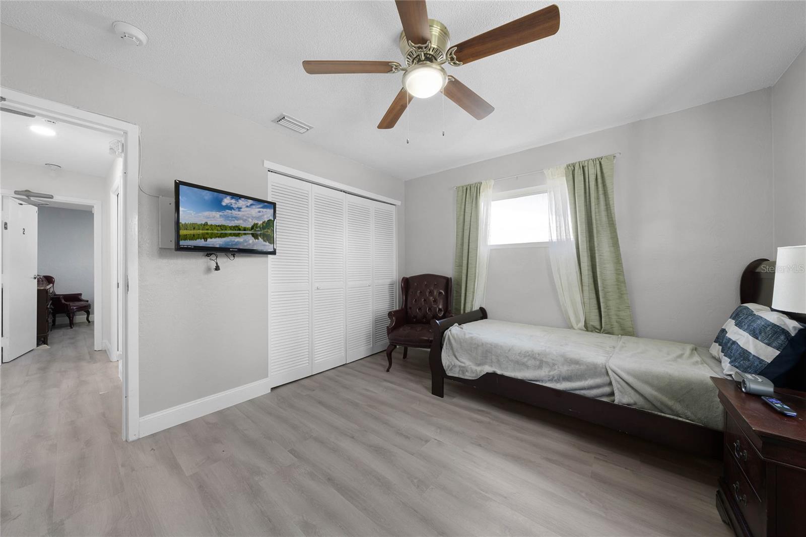 Image 22 of 33 For 1312 Mardrake Road