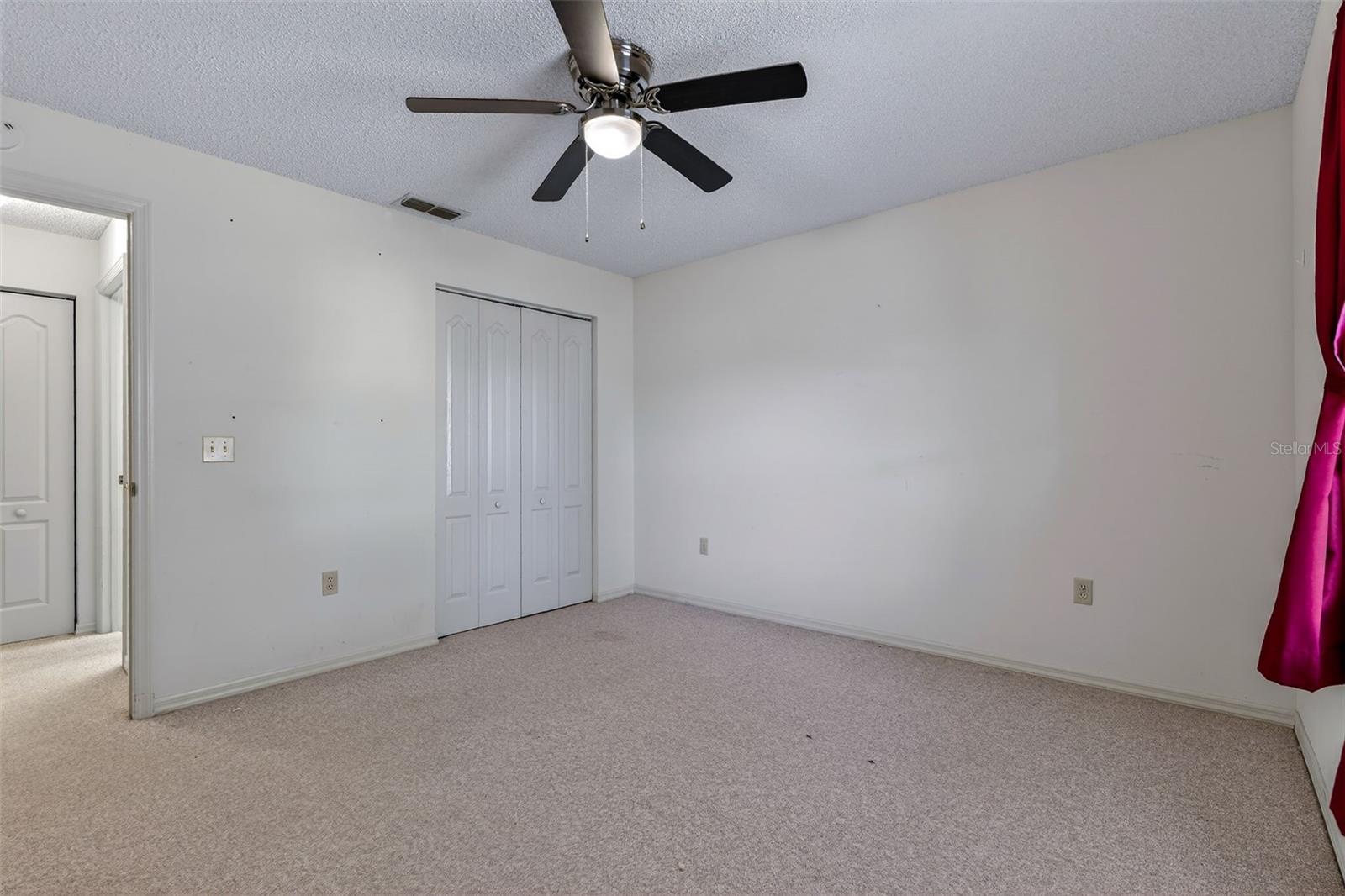 Image 23 of 47 For 774 Oak Crest Path