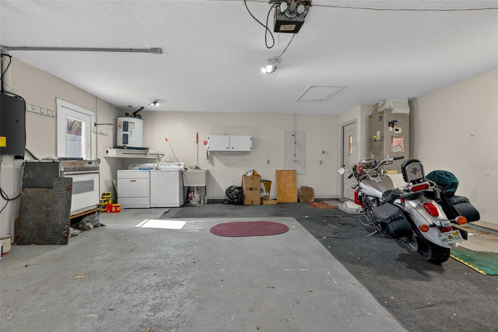 Image 26 of 47 For 774 Oak Crest Path