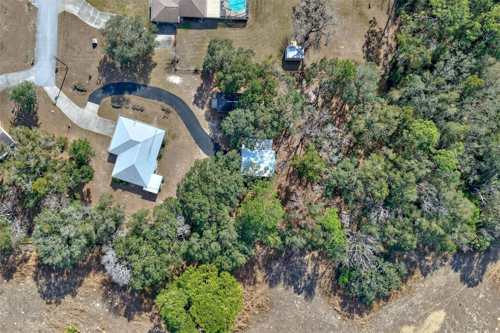 Image 36 of 47 For 774 Oak Crest Path