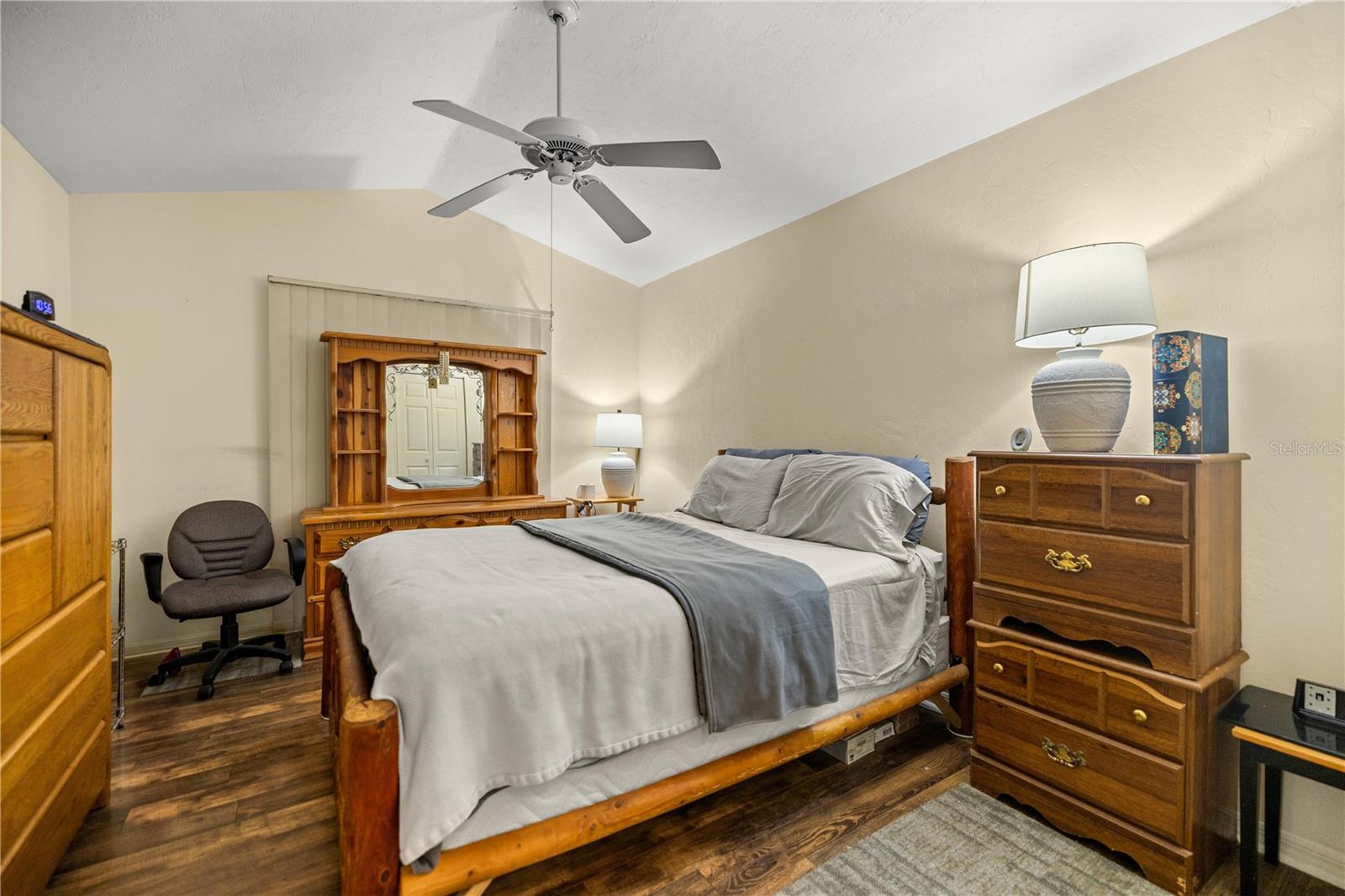 Image 11 of 20 For 21486 Peach Blossom Street