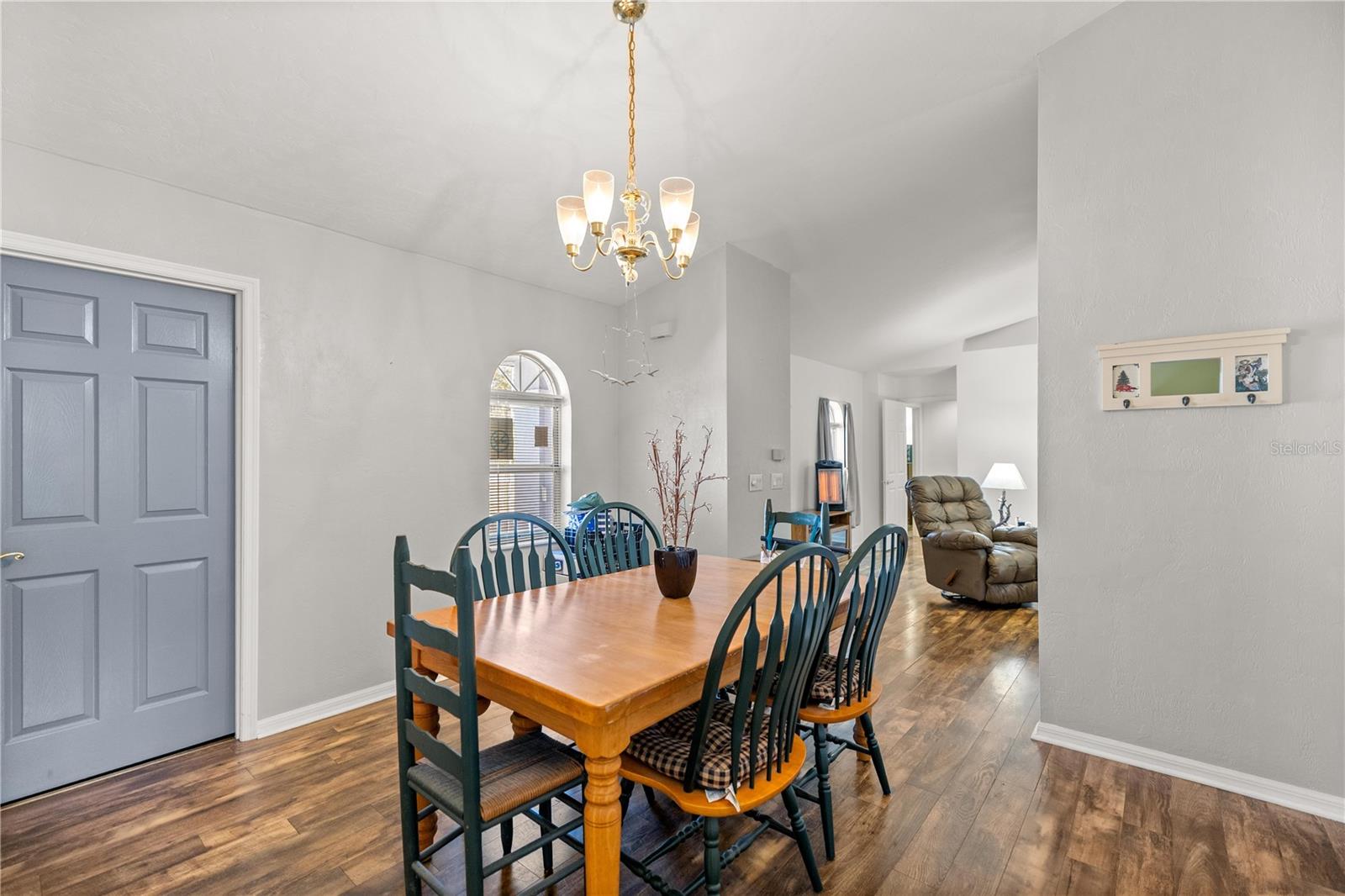 Image 7 of 20 For 21486 Peach Blossom Street