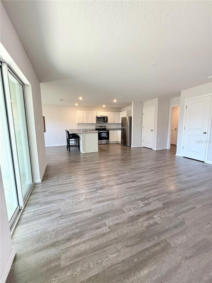 Image 12 of 32 For 14322 28th Avenue