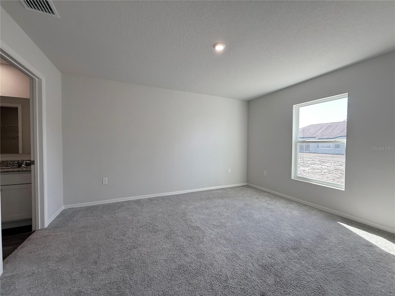 Image 14 of 32 For 14322 28th Avenue