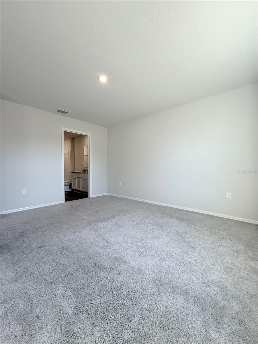 Image 18 of 32 For 14322 28th Avenue