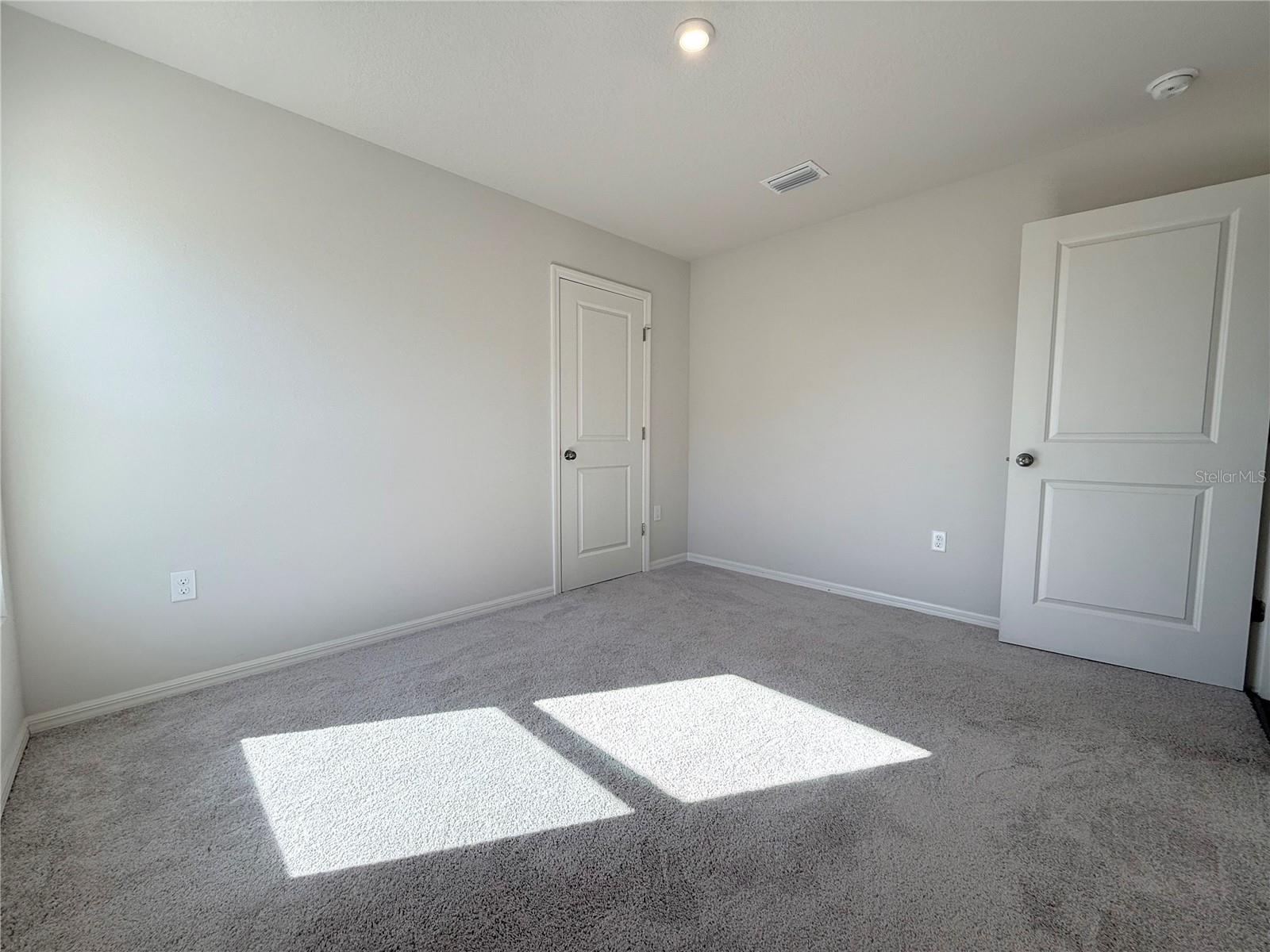 Image 21 of 32 For 14322 28th Avenue