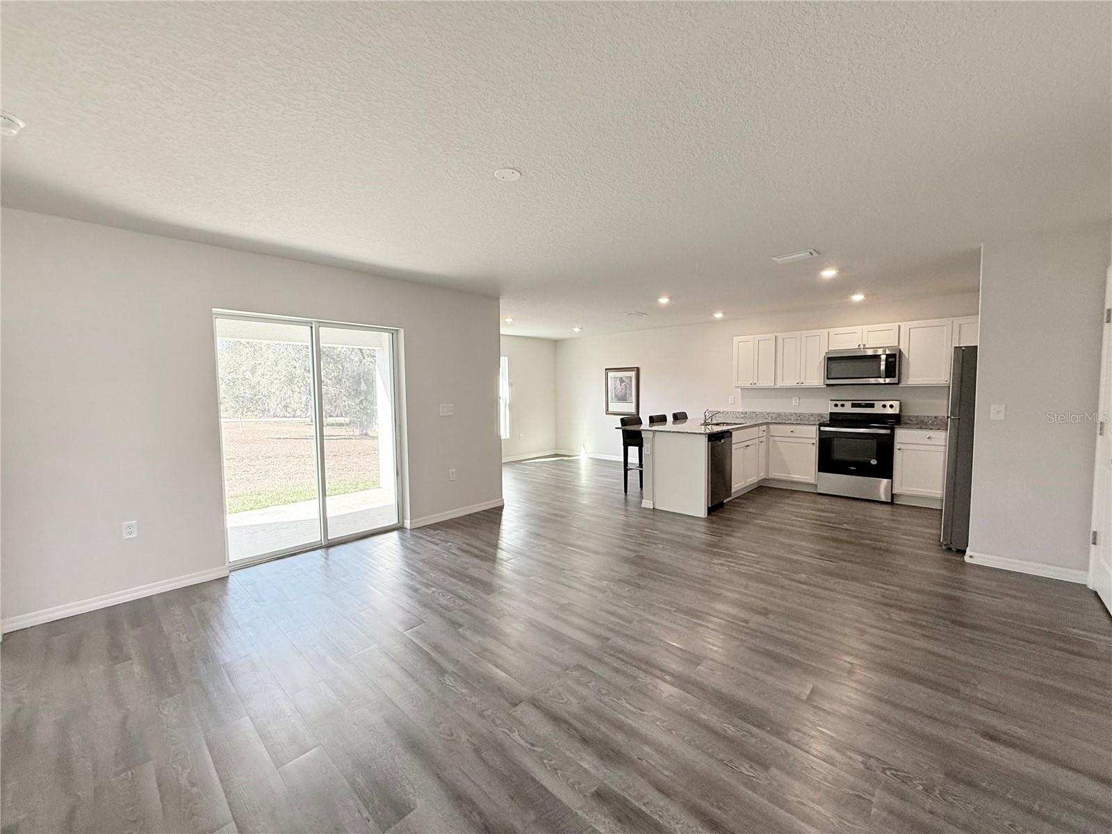 Image 4 of 32 For 14322 28th Avenue