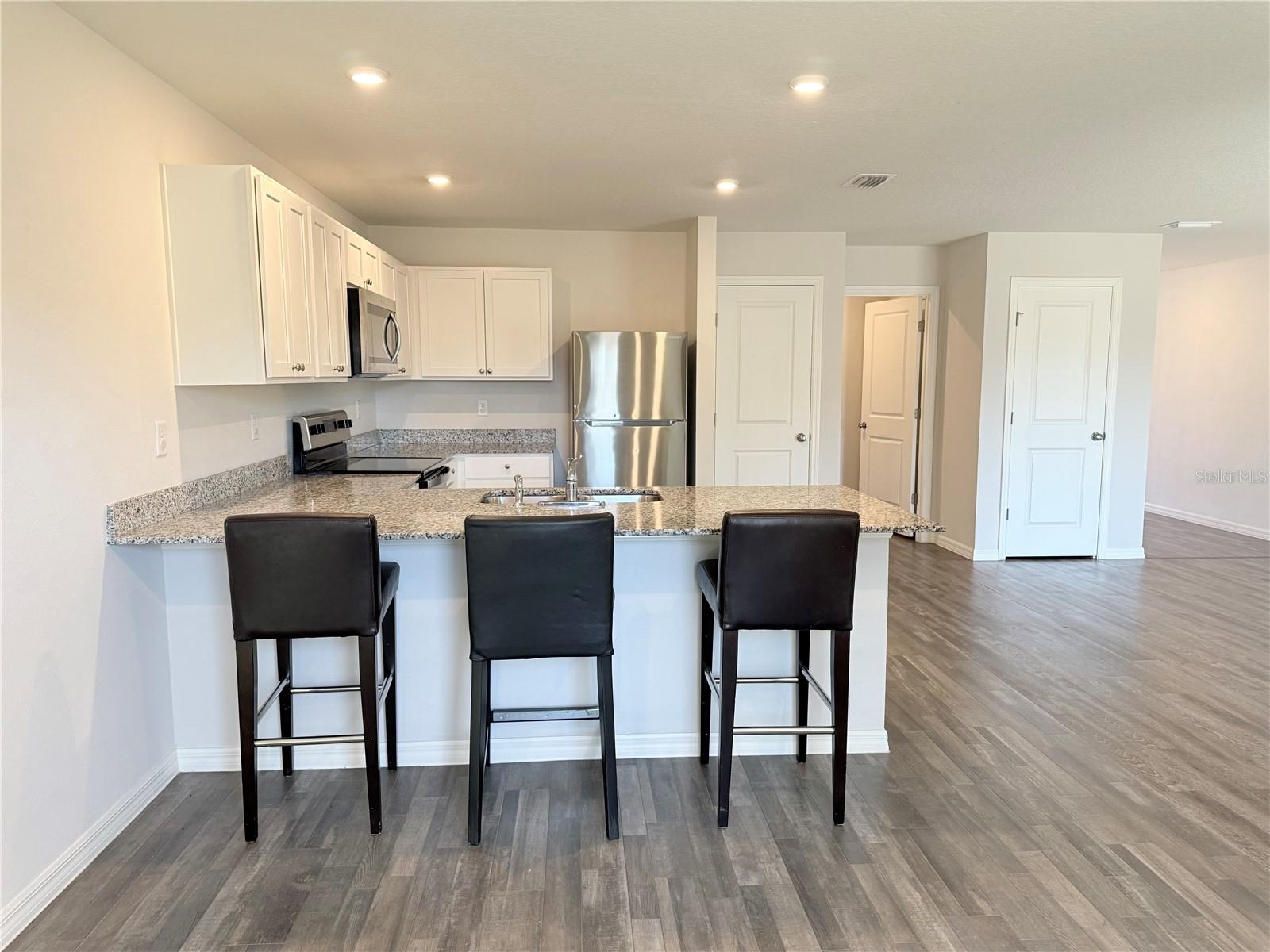 Image 8 of 32 For 14322 28th Avenue