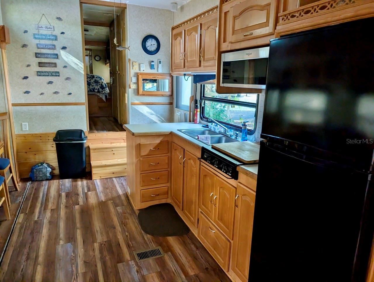 Image 3 of 26 For 14131 253rd Avenue Road