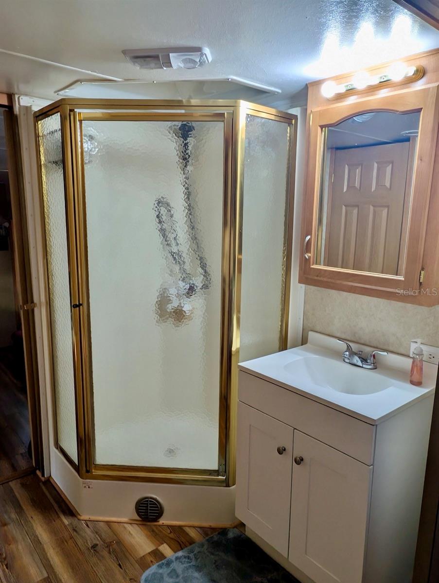 Image 8 of 26 For 14131 253rd Avenue Road