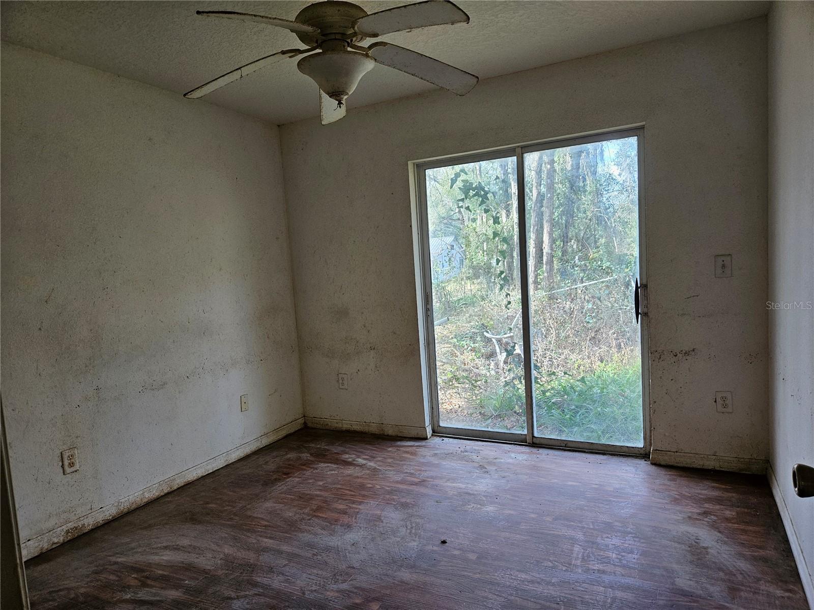 Image 11 of 14 For 5870 158th Court