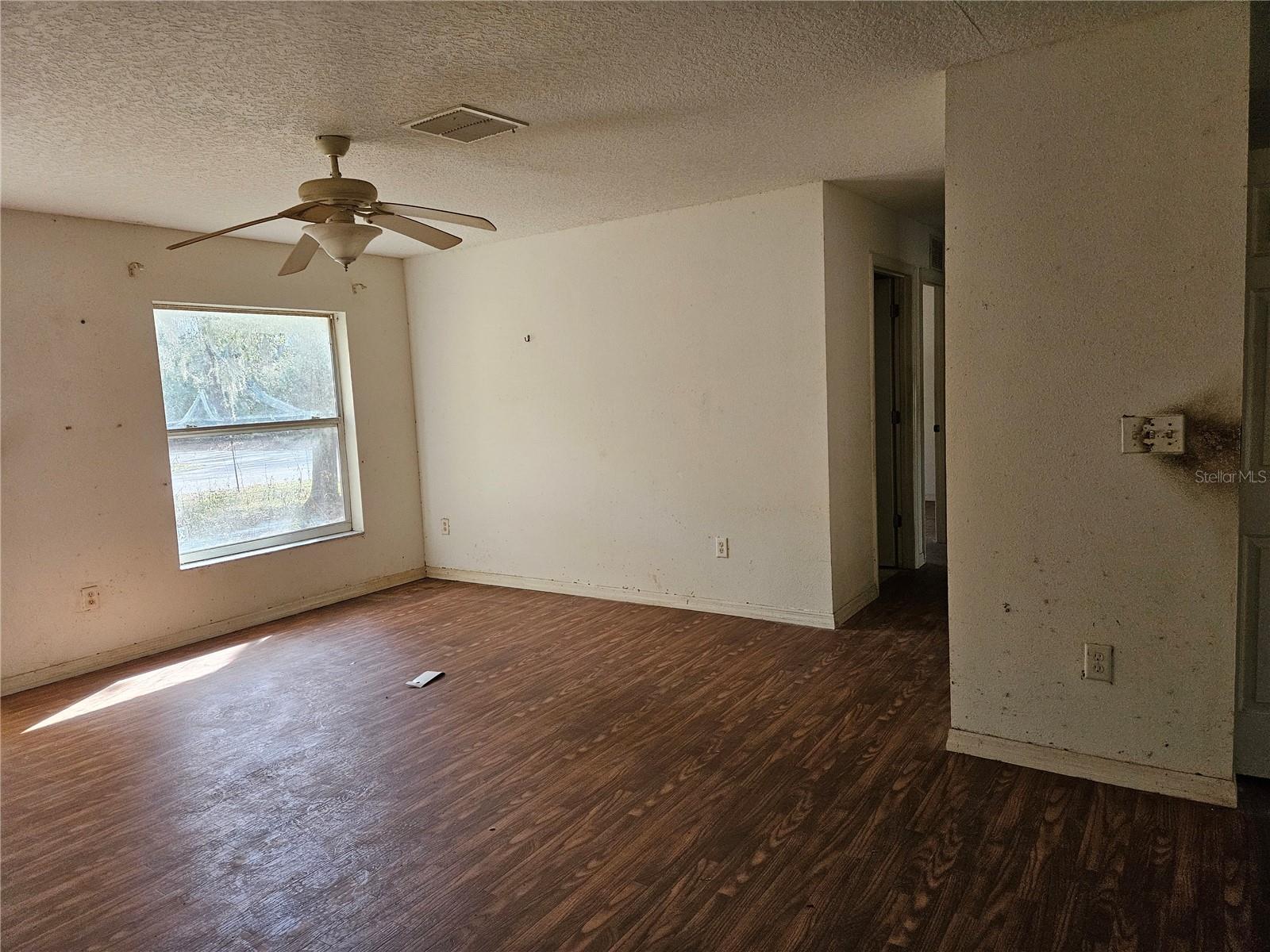 Image 2 of 14 For 5870 158th Court