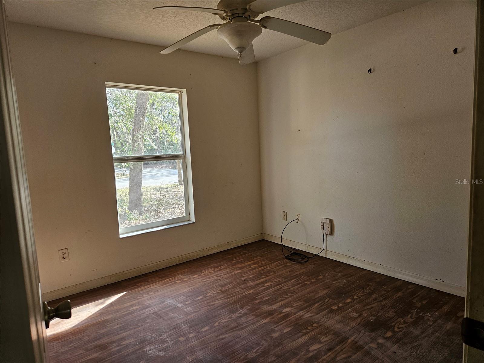 Image 9 of 14 For 5870 158th Court