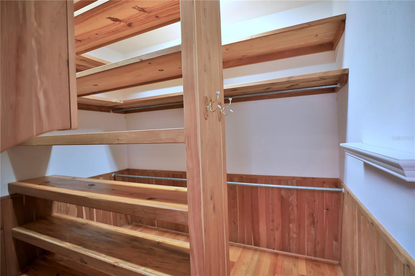 Image 24 of 73 For 15551 Highway 225