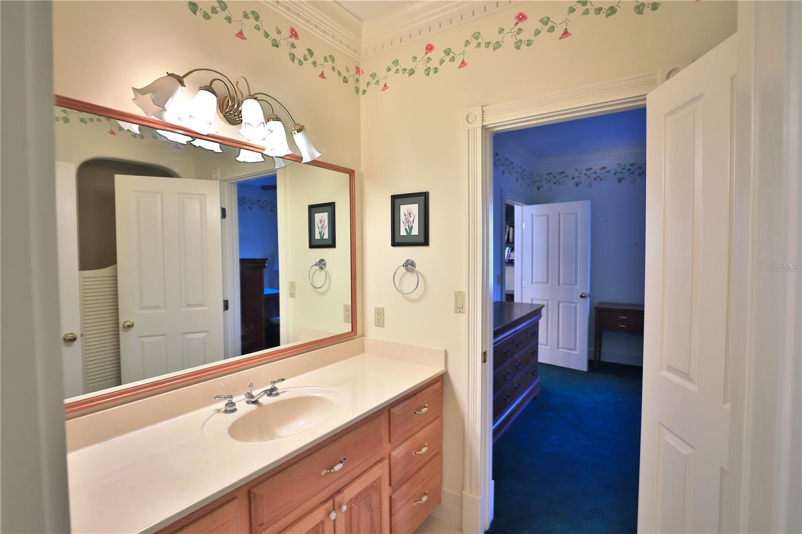 Image 37 of 73 For 15551 Highway 225