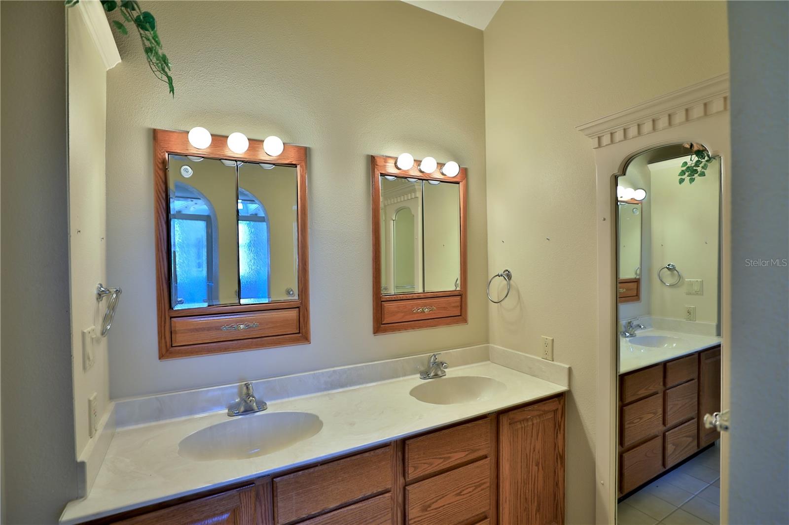 Image 57 of 73 For 15551 Highway 225