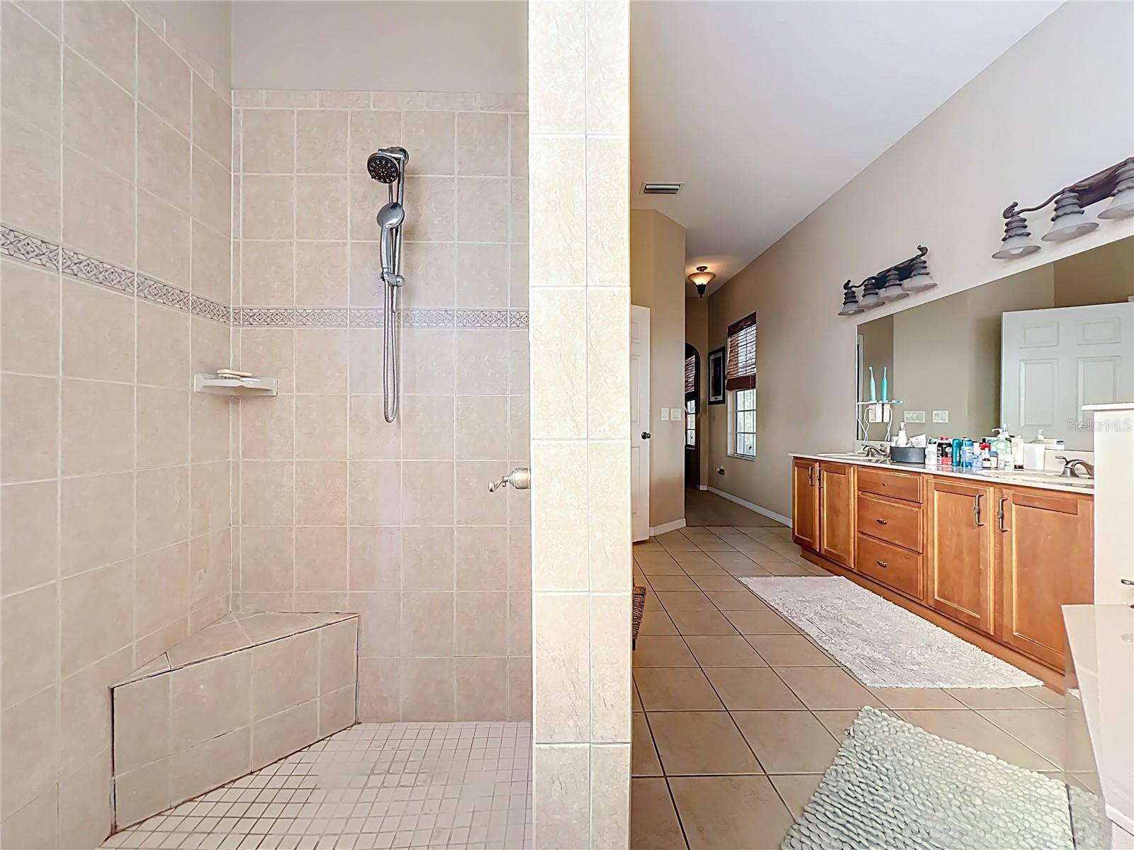 Image 29 of 61 For 12135 172nd Lane