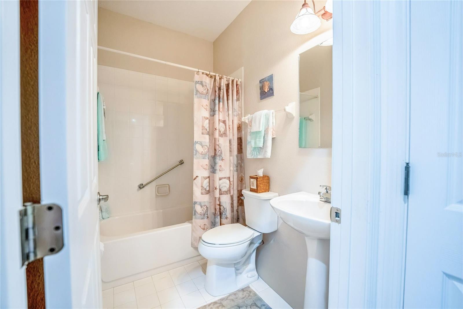 Image 13 of 45 For 8345 82nd Loop