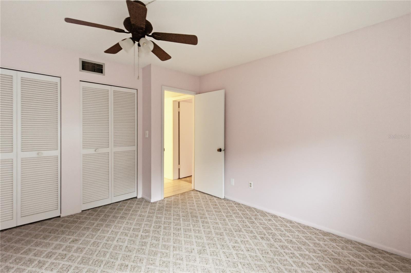 Image 10 of 28 For 521 Midway Drive B