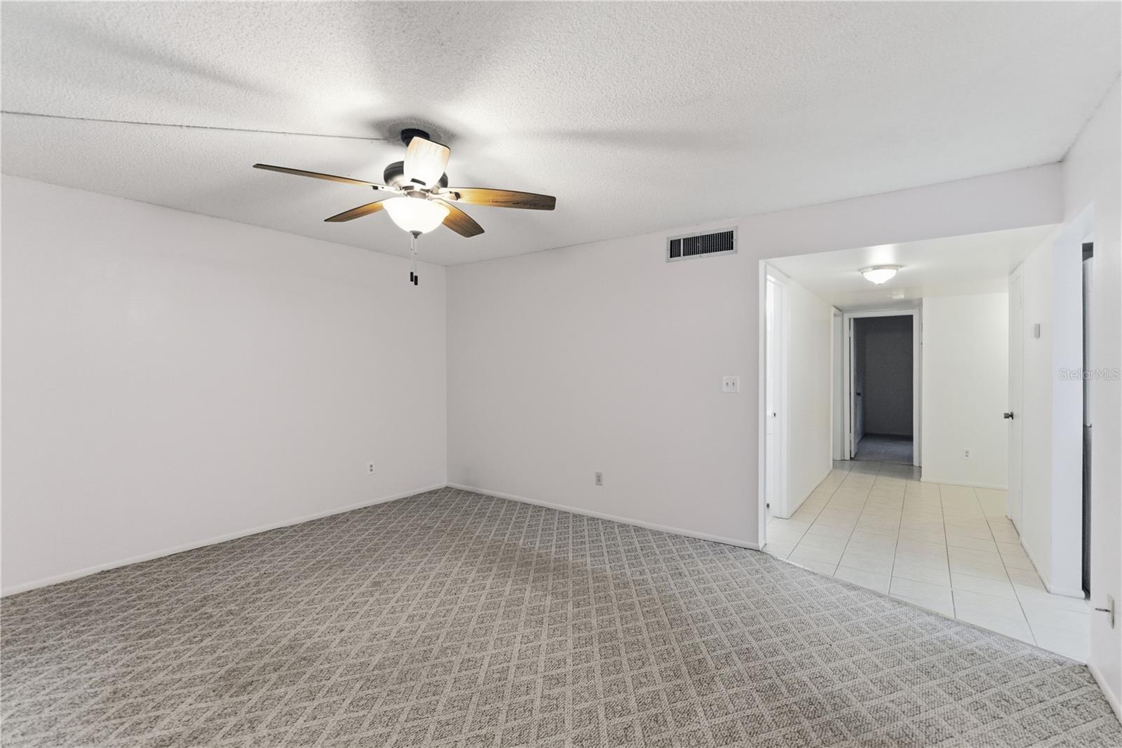 Image 21 of 28 For 521 Midway Drive B