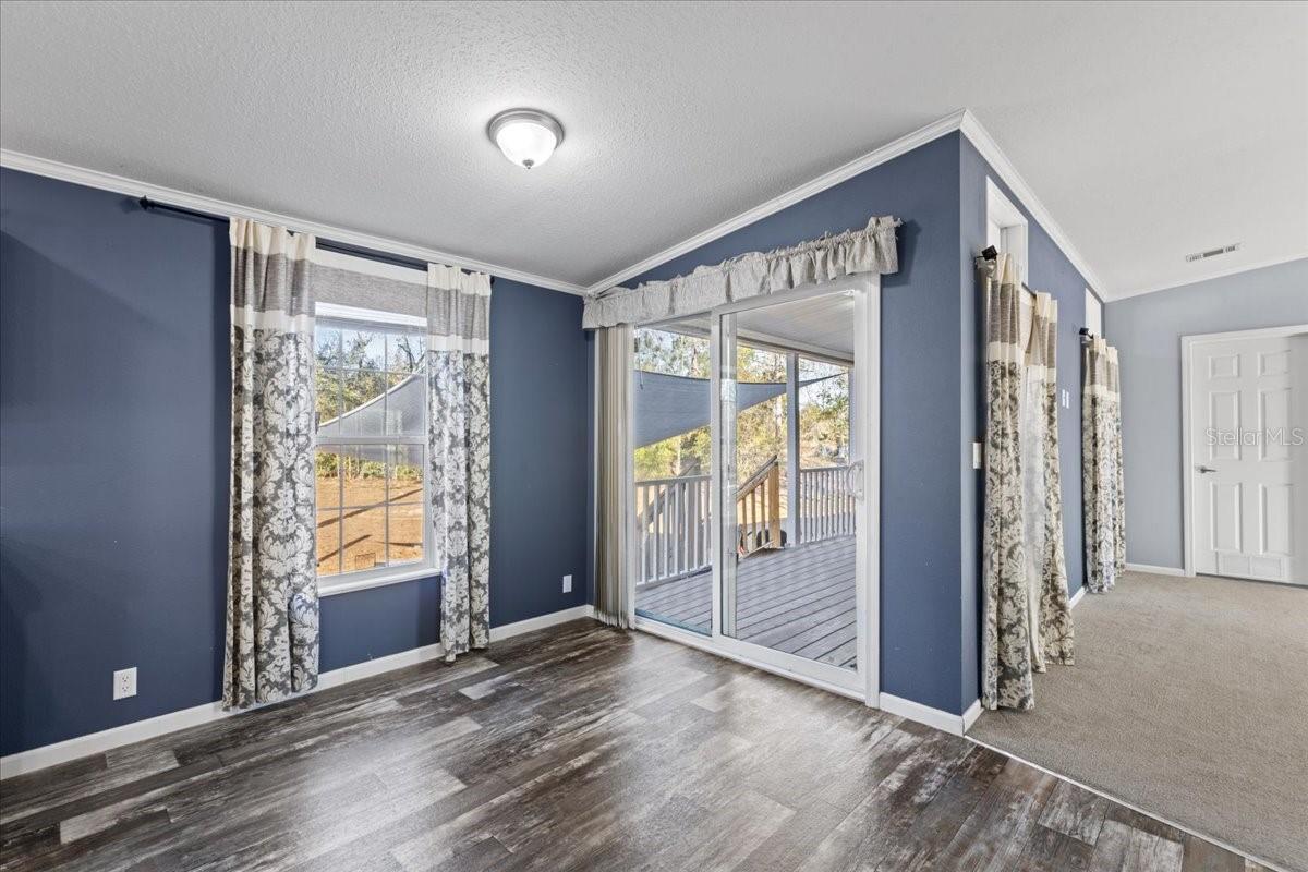 Image 11 of 47 For 1910 155th Court