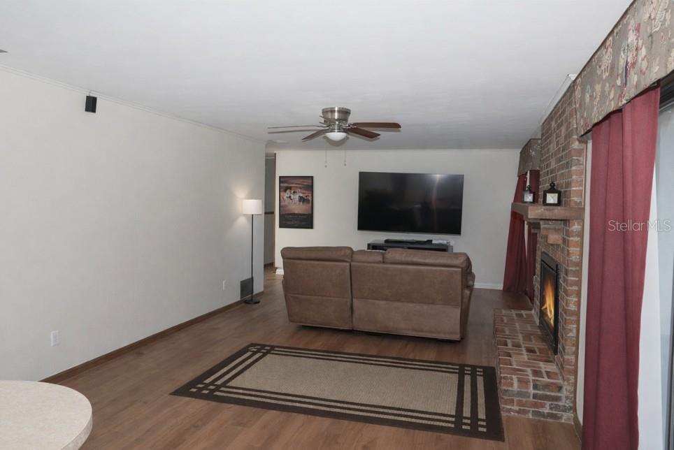 Image 3 of 21 For 3331 30th Terrace