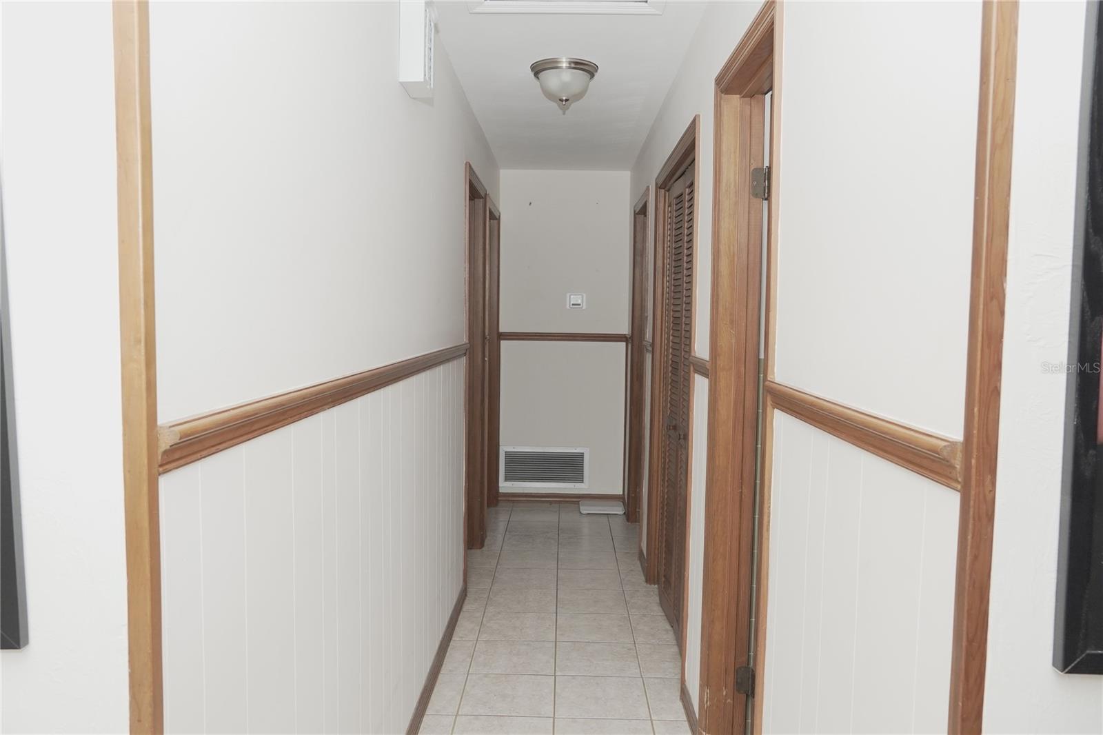 Image 8 of 21 For 3331 30th Terrace